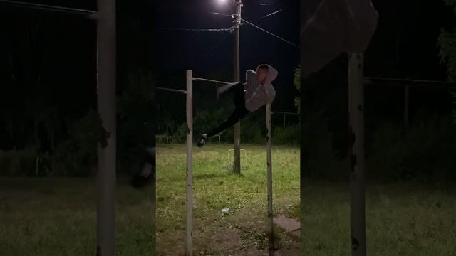 Один из видов *краба* смотреть онлайн