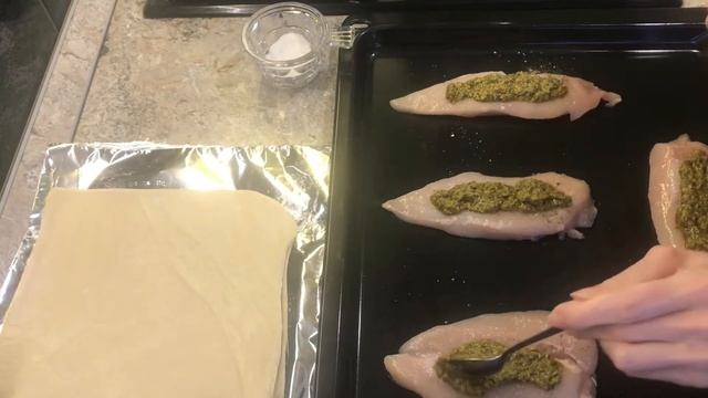 Грудка под «шубой»? Простой и быстрый рецепт для особого ужина. смотреть онлайн