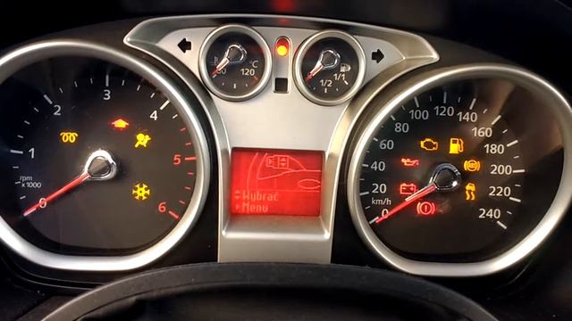 Ford Focus II 1.8 TDCi Cold start -12° C after winter weekend смотреть онлайн