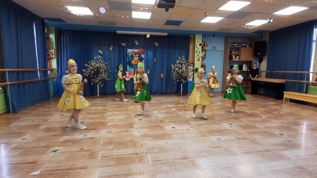 МДОБУ детский сад 120 Калинка. Народный танец "Балалаечка" смотреть онлайн