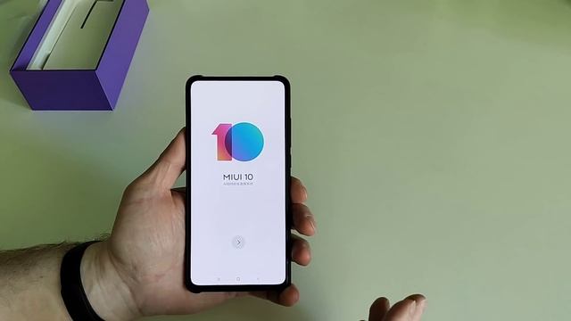 Redmi K20 Pro - распаковка, первые эмоции и включение