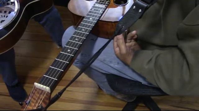 Mom's Dobro Lesson 8