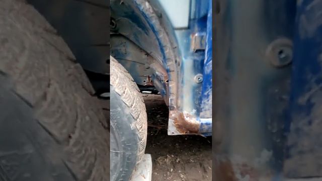 Мерседес Вито убираем ржавчину