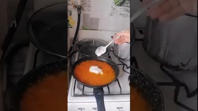 РЕЦЕПТ ТУШЕНОГО МИНТАЯ С ЛУКОМ И МОРКОВЬЮ!!ИРИШКА ЧИКИ ПИКИ!!!БЕЗУМНЫЙ ПАША!! смотреть онлайн