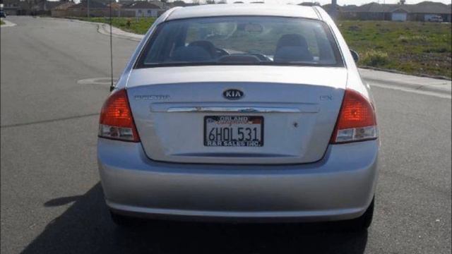 Easy Credit on 2009 Kia Spectra. WE SAY YES at R & R Sales. смотреть онлайн