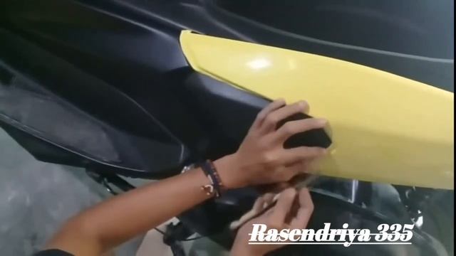 YAMAHA N-MAX MODIF PASANG STIKER YELLOW.... смотреть онлайн