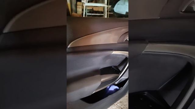 салон опель инсигния смотреть онлайн