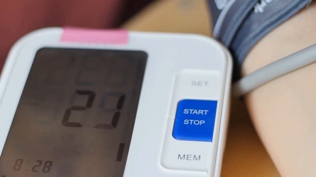 Best Omron Blood Pressure Monitor 2024 [Top 5 Picks Reviewed] смотреть онлайн