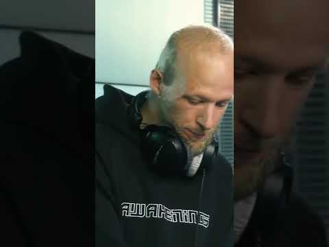 Boris Brejcha зажигает в студии Радио ENERGY смотреть онлайн