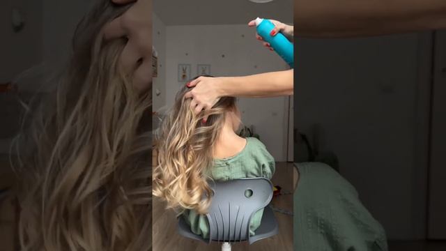 Мастер-класс детской прически на длинные волосы для девочки (прическа "ушки") на утренник смотреть онлайн