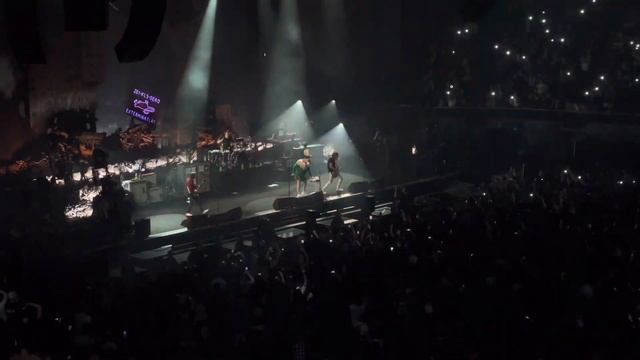 My Chemical Romance - Demolition Lovers LIVE at Kia Forum 10/11/22 (second half) смотреть онлайн