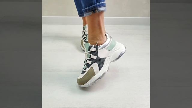 Женские кроссовки step смотреть онлайн