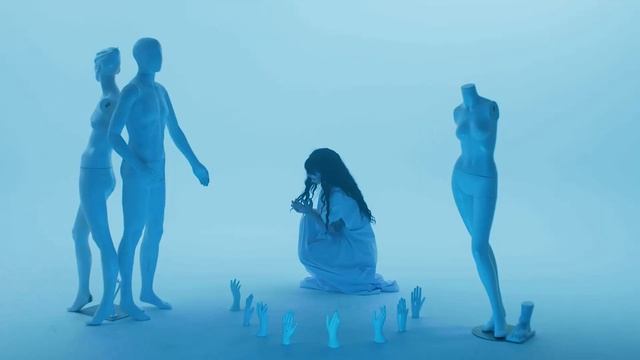 Sentimental Interest / I Love U, Lightbender - Lorelei K смотреть онлайн