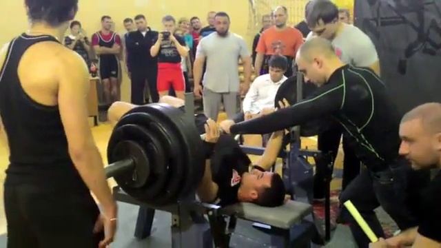 котег.75кг Жим 175 кг смотреть онлайн