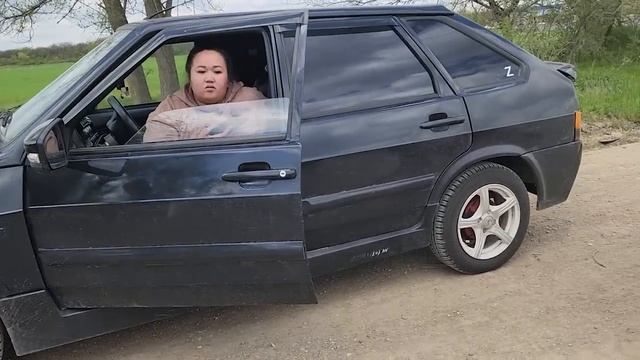 Покусал алабай брошенный в полях, при оказании помощи. Такое впервые происходит.Он умирает. 1 часть смотреть онлайн
