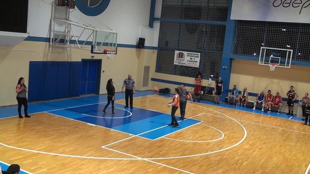 НАЛБ: Игра с публиката (камера 2)