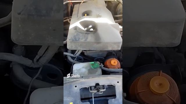 Полностью разряженный аккумулятор запуск от проводов. Грант Витара