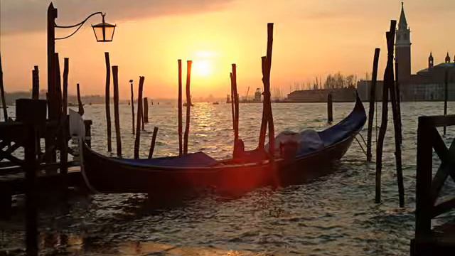 "O Sole Mio" Written by Eduardo di Capua смотреть онлайн