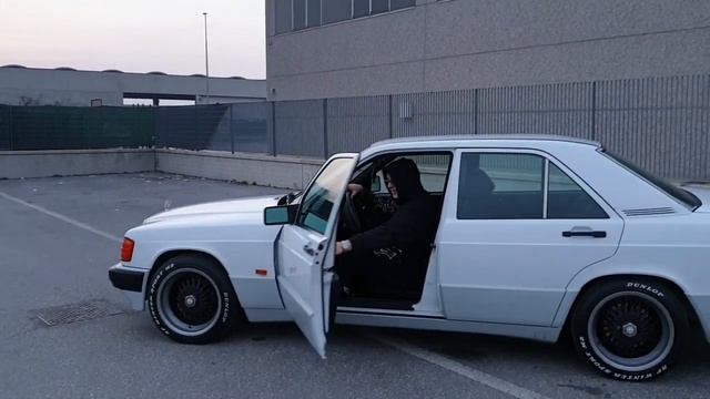 Mercedes-Benz 190 tuning - the Angel Demon смотреть онлайн