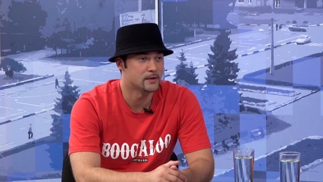 Факты в лицах. Гость - Андрей SNEIK, руководитель школы уличного танца "Seventeen" смотреть онлайн