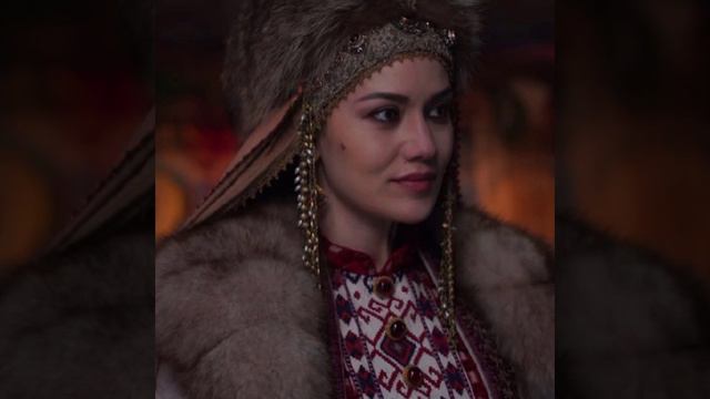 новые фотографии Фахрии Озчивит 💗 смотреть онлайн