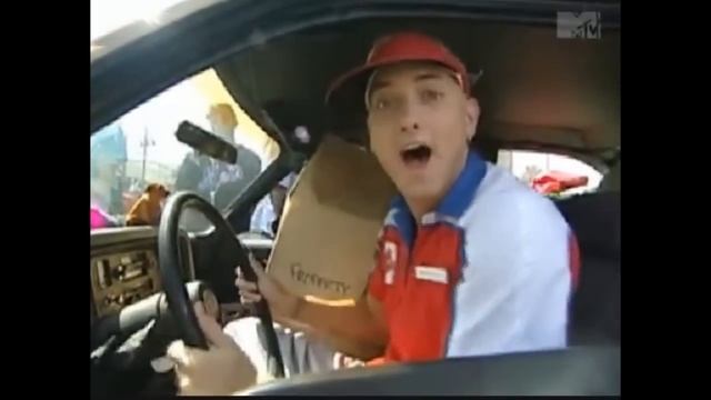 Eminem Turns Into The "BURGER MAN" смотреть онлайн