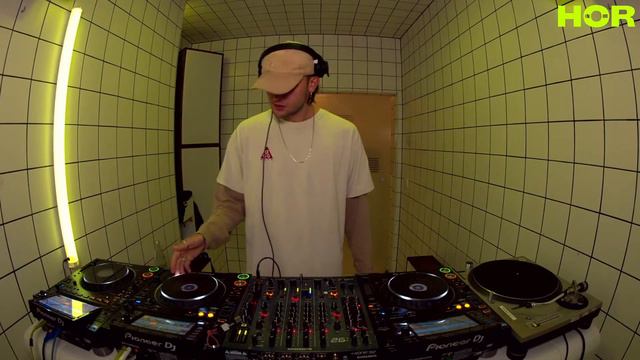 Explorers - DJ Spit | HÖR - Oct 25 / 2022 смотреть онлайн