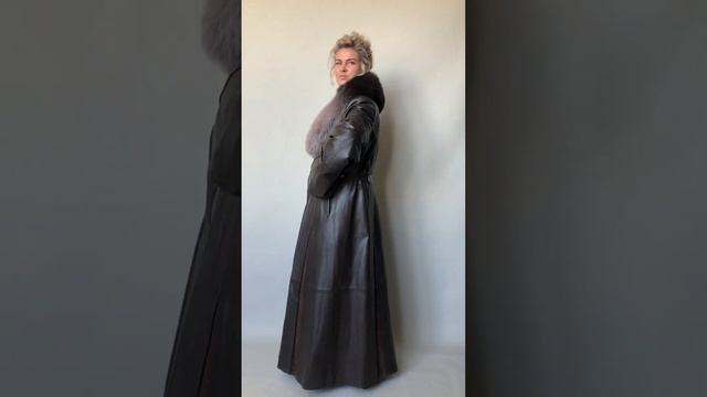 Плащ женский тм TODOS IRIS нат.кожа новый за 15500 ₽, отд.песец цв.шоколад дл.140 см р.52-54 /11850 смотреть онлайн