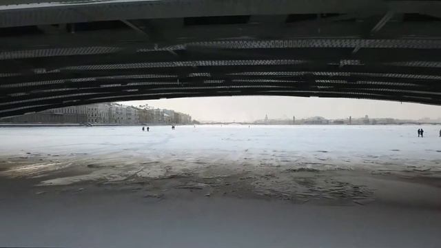 Как Чкалов пролетел под Троицким мостом смотреть онлайн