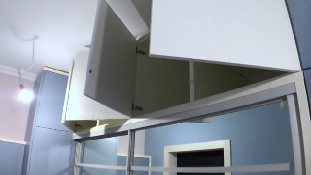 Угловой ШКАФ QP в прихожую. Обзор № 83.