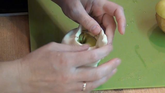 Запечённое яблоко в слоёном тесте / Baked apples in puff pastry recipe ♡ English subtitles смотреть онлайн