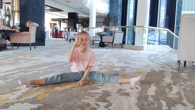 Растяжка для детей 5-7 лет. Растяжка с Ульяной. смотреть онлайн