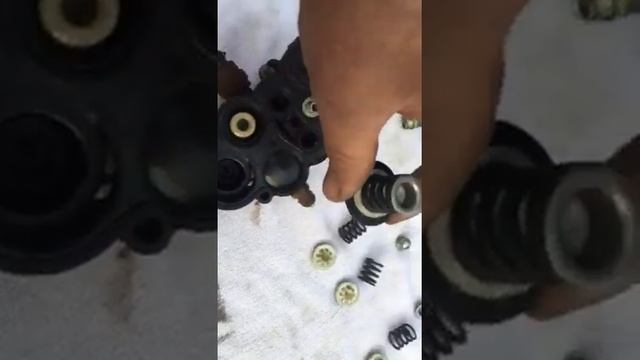 Мерседес АТЕГО - Четырехконтурный кран - устройство - разборка - сборка смотреть онлайн