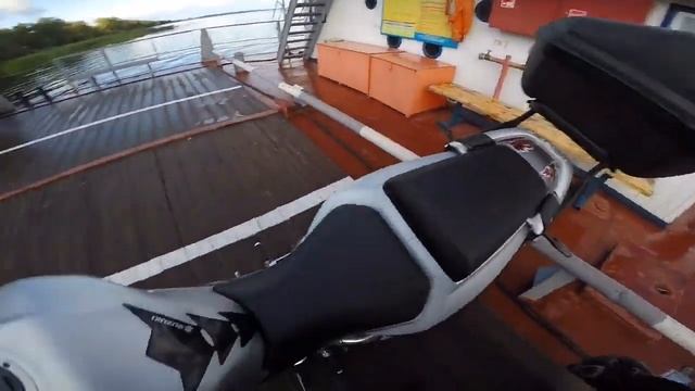 Красный профинтерн мини путешествие в красивый замок Панизовкина смотреть онлайн