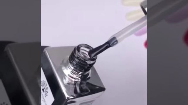 Универсальное верхнее покрытие без липкого слоя (топ/финиш), Diamond, 15 мл., Global Fashion смотреть онлайн