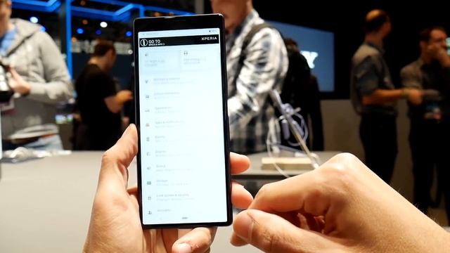 La gama media de SONY se vuelve LOCA!!! Sony Xperia 10 y 10 Plus | ? al Sony 1 смотреть онлайн