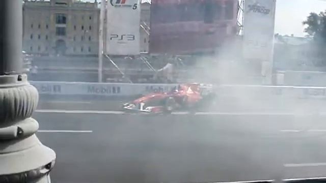 Феррари F1 в москве смотреть онлайн