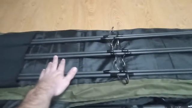 Чехол книжка для 6 удилищ EastShark R-16 21530 смотреть онлайн