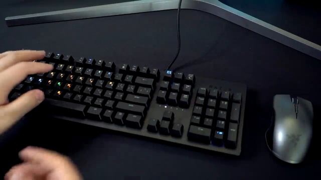 Игровая ЛАЗЕРНАЯ Клавиатура! Razer Huntsman смотреть онлайн