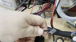 Как подключить камеру переднего вида (кпв)