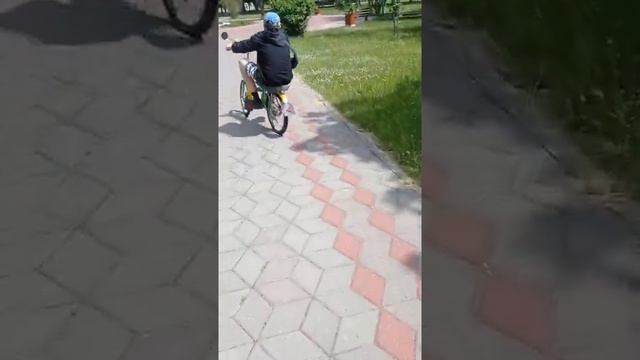 Как кататься на велосипеде правильно! смотреть онлайн