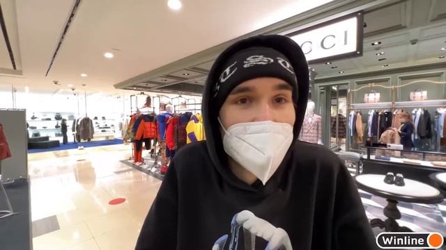 ПОДАРИЛИ КУРТКУ STONE ISLAND ЗА 70К | ПАРАДЕЕВИЧ И ПЛОХОЙ ПАРЕНЬ ПОДАРИЛИ КУРТКУ КОРЕШУ смотреть онлайн