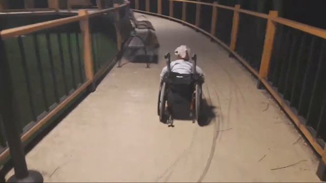 Мы Гуляеем, На Роднике, рады Будем Всех Видеть/Дашулька как юла))) смотреть онлайн