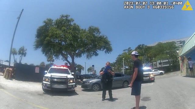 Police Catch 18-Year-Old Driving Drunk. смотреть онлайн