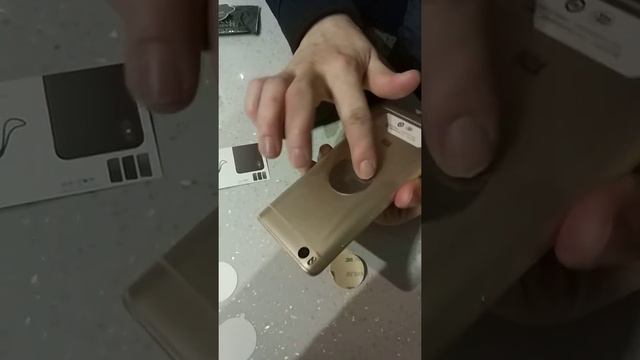 Держатель магнитный в авто Baseus смотреть онлайн