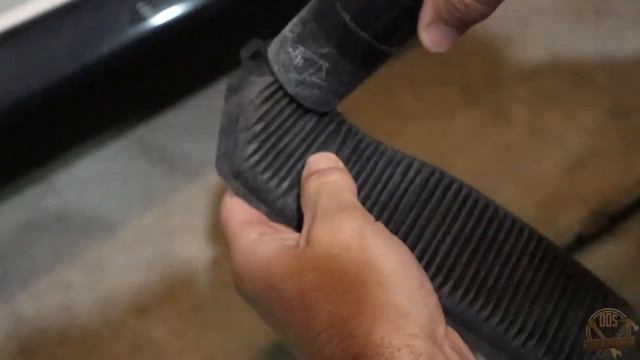 Toyota Sienna Hybrid Battery Cooling Filters (how to clean them) смотреть онлайн
