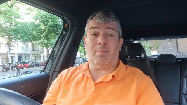 Как налоговая служба и домоуправление в Германии сообщают квартировладельцам об их долгах. смотреть онлайн