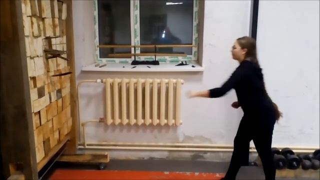 Метание ножей Девченки Клуб фланкировки ЯНАО смотреть онлайн