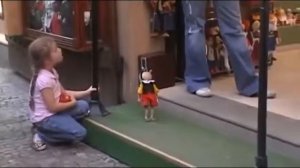 Кукла-марионетка танец.