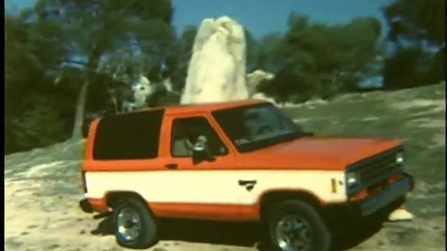 1984 Ford Bronco II смотреть онлайн